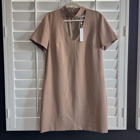 Trina Turk Dresses & Skirts - NWT Trina Turk Dress Camel Choker Short Sleeve Mini Dress